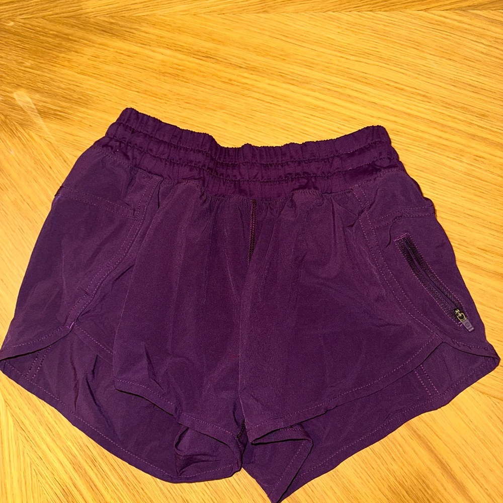 Lululemon Tracker Short 4” Size 4